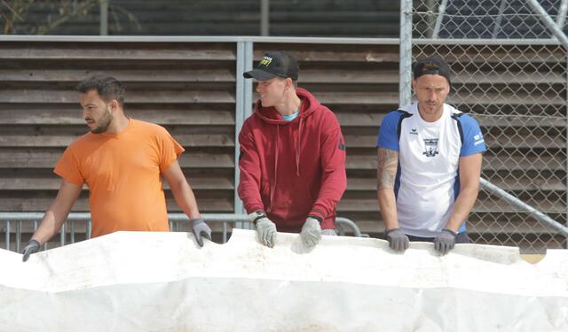 Sam Weissborn (Mitte) neben Markus Egger (Tennis-Ikone, Mauthausen)