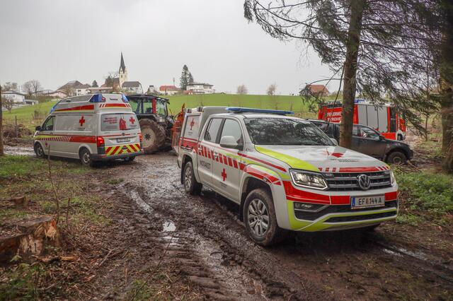Feuerwehr, Rettung, Notarzt und Polizei waren im Einsatz. | Foto: laumat.at/Matthias Lauber