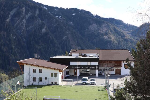 Auf dem Kaunerberger Gemeindeamt wird heuer eine Photovoltaik-Anlage installiert. | Foto: Othmar Kolp
