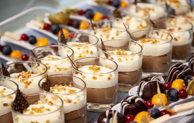 Das wunderschöne Buffet kam von der HLW Weiz. | Foto: Karin Müller-Grißenauer