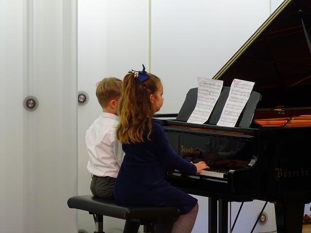 Jakob Fuchsluger und Valentina Fahrengruber | Foto: Simon Glösl