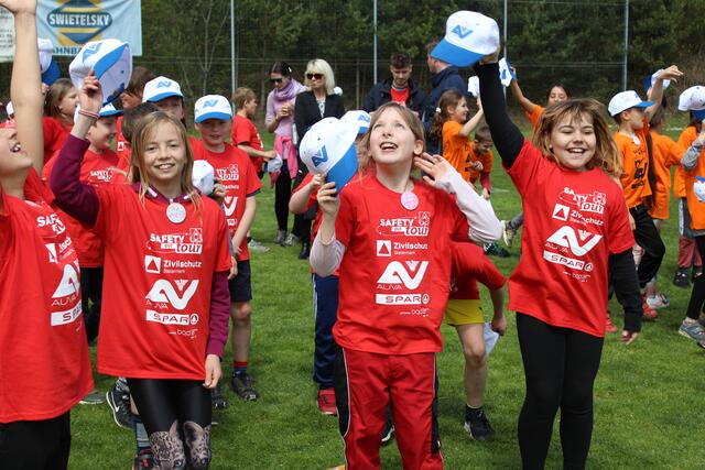 Ein Tag voller lehrreicher Action und Spaß ging am Predinger Sportplatz über die Bühne. | Foto: Löschnig