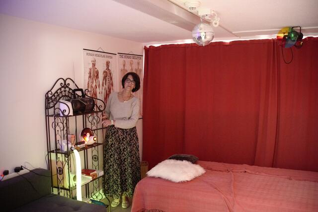 Barbara Fürtbauer-Vecchioni im "Snoezelen"-Raum.