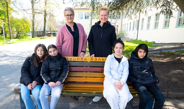 Martina Köck, Direktorin der VS Rieden und Stadträtin Eveline Miessgang | Foto: Stadt Bregenz