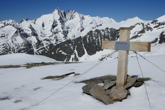 Auf der Racherin mit Blick auf den Großglockner.  | Foto: Thomas Neuhold