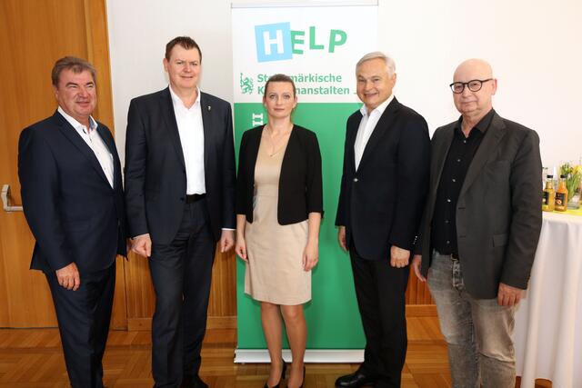 Betriebsdirektor Bernhard Haas, KAGes-Vorstand Ulf Drabek, Pflegedirektorin Birgit Großauer, KAGes-Vorstandsvorsitzender Gerhard Stark und ärztlicher Direktor Michael Lehhofer | Foto: LKH Graz II