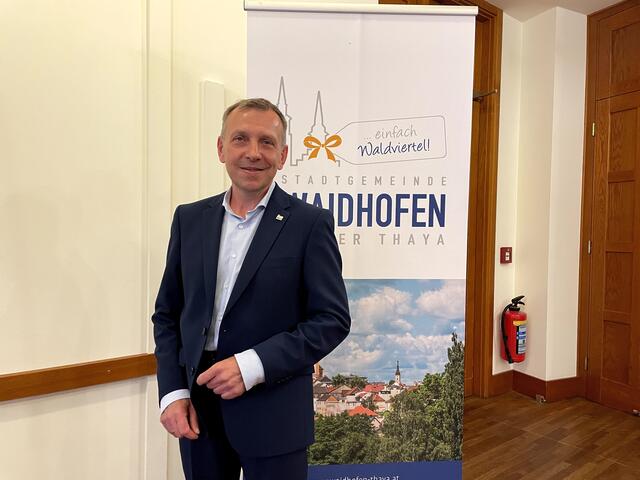 Bürgermeister Josef Ramharter  | Foto: Zellinger