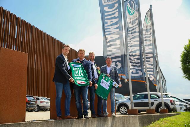  SVR-Vizepräsident Thomas Gahleitner, Günther Huemer (Geschäftsführung der Guntamatic Heiztechnik GmbH), SVR-Geschäftsführer Rainer Wöllinger und SVR-Präsident Roland Daxl. | Foto: SVR/Schröckelsberger