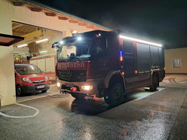 Bis 22 Uhr standen Mannschaften der Feuerwehren im Einsatz. | Foto: FF Heiligenkreuz i. L.