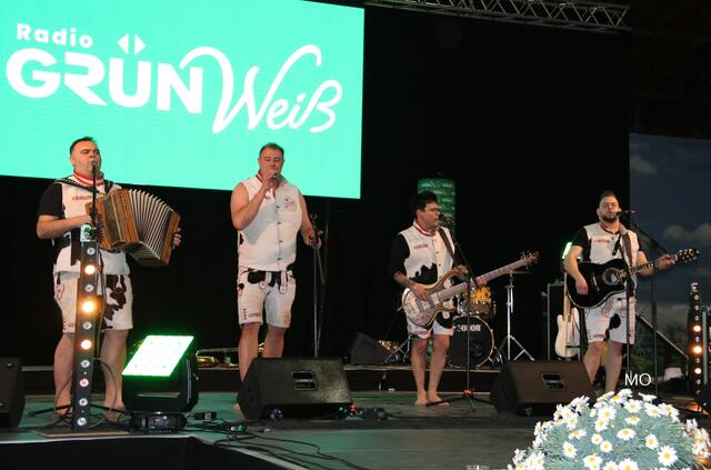 Grazer Messe, Alpen Yetis, Live Bühne, Radio Grün Weiß, beim Vergnügungspark