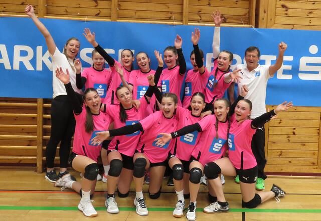 Bei der Bundesmeisterschaft der Volleyball-Schülerliga holten die Schülerinnen der SMS Mondsee den fünften Platz.  | Foto: SMS Mondsee