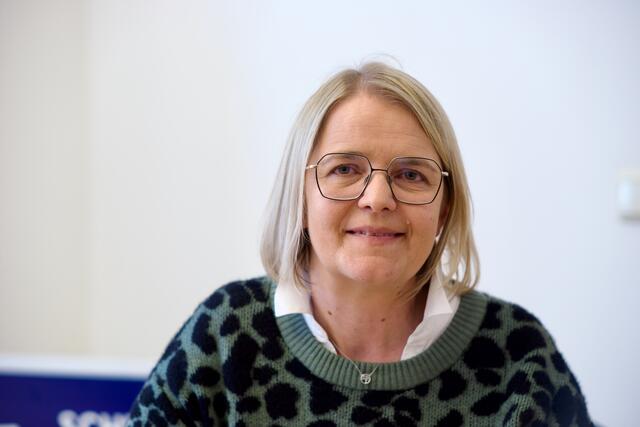 Bürgermeisterin Evelyn Artner erklärte im BezirksBlätter-Gespräch die Situation. | Foto: Santrucek