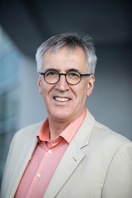 Gerhard Darmann leitet die Telefonseelsorge Salzburg.  | Foto: Unterrainer 