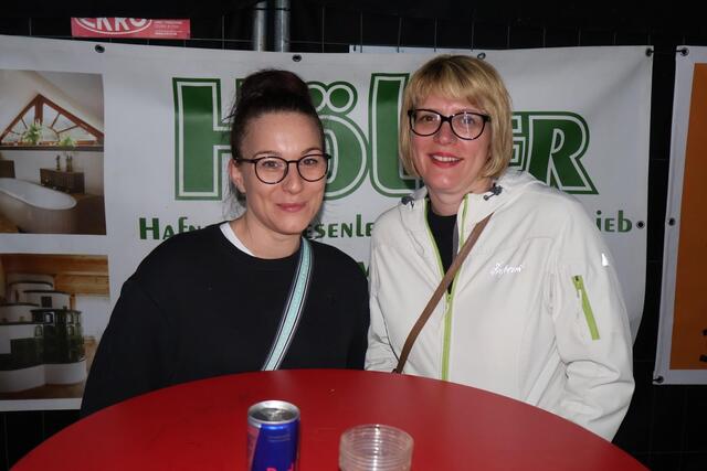Denise Rainer Lilienfeld: Blaulichtparty: Rotes Kreuz und Feuerwehr luden zum ...