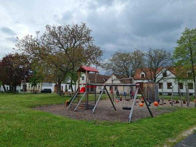 Spielplatz am Dorfanger | Foto: Otto Krcal