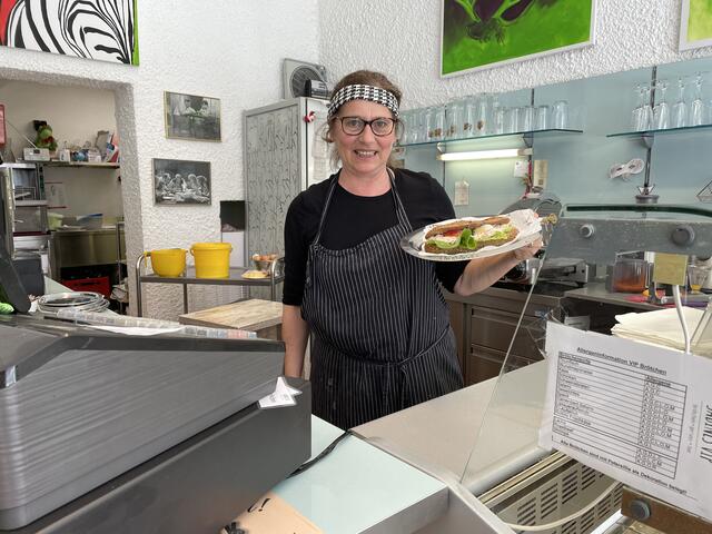 Stellt sich neuen Herausforderungen: Sabine Eisner von "Sabines VIP" betreut die Cafeteria "Justiz" am Landesgericht Leoben.  | Foto: RegionalMedien Steiermark