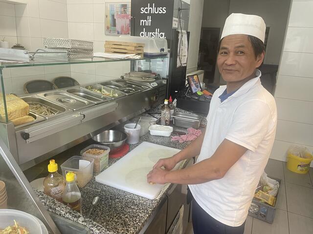 Tran Van Chang kocht nach alter Familientradition. | Foto: Mario Popp