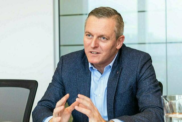 Der ehemalige Verteidigungsminister Mario Kunasek (FPÖ) positionierte sich für ein sofortiges Grillverbot auf den Grazer Auwiesen. | Foto: Konstantionov