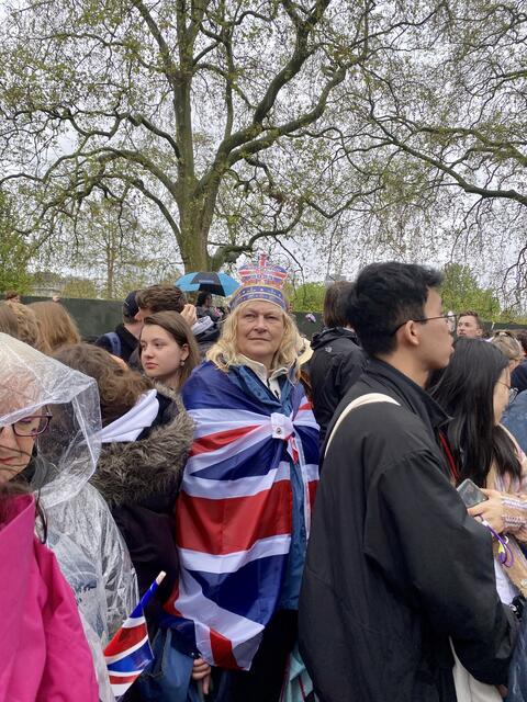 Krönung in London - der Union Jack wohin man blickte. | Foto: Astrid Hofer