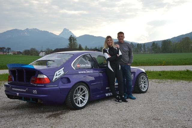 Gemeinsam mit ihrem Vater wurde das Fahrzeug in acht Monaten neu aufgebaut. | Foto: Wolfgang Feichtinger