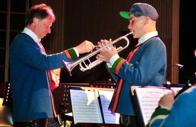 Auch die Jugend war in Sellrain am Instrument – Paul Jordan lieferte hier im Jugendorchester den Beweis. | Foto: Hassl