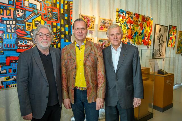 Autor und Kulturkritiker Christian Schacherreiter, Künstler Harald von Munichthal und Paneum-Gründer Peter Augendopler (v.l.) | Foto: Cityfoto