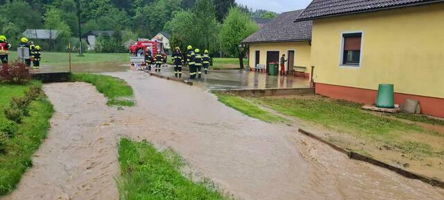 Der starke Regen hatte Ruden fest im Griff. | Foto: FF Ruden
