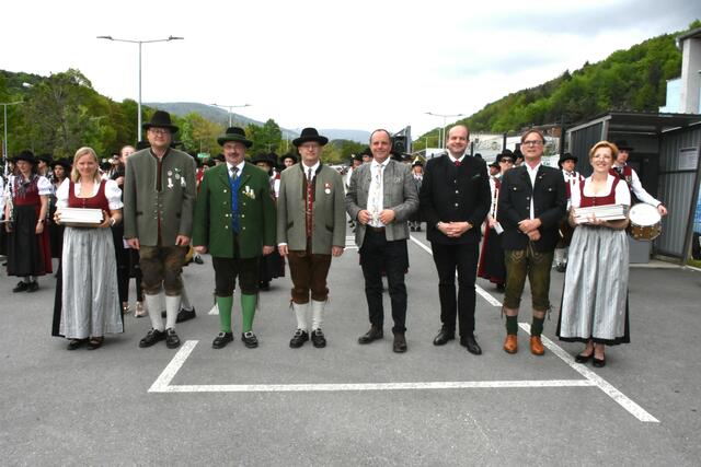 Hochrangiges Empfangskomitee beim Beziksblasmusiktreffen in Weiz | Foto: Regionalmedien Steiermark