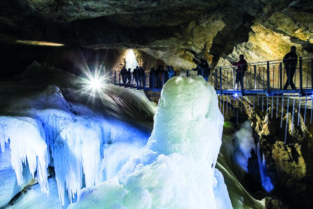Dachstein Rieseneishöhle. | Foto: Dachstein Tourismus AG / Foto Hofer