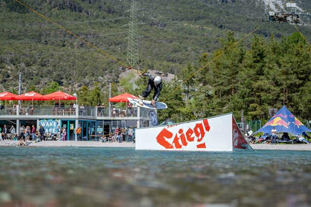 Mit dem Bewerb auf Westösterreichs einziger Wakeboardanlage am Eingang zum Ötztal startete der Austrian Wakeboard Cup ins Jubiläumsjahr. 