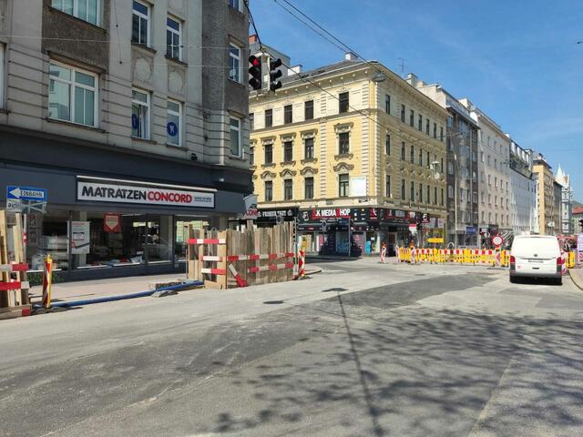 In der ersten Bauphase wird die Reinprechtsdorfer Straße im Bereich zwischen Schönbrunner Straße und Arbeitergasse umgestaltet. Dabei widmet man sich zunächst dem Straßenabschnitt zwischen Schönbrunner Straße und Margaretenstraße. | Foto: Patricia Kornfeld
