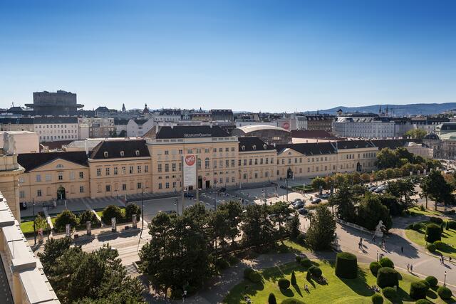 Ende des Monats wird im Museumsquartier der Sommer mit einem großen Fest eingeläutet. Beim Auftakt zwischen 25. und 29. Mai wartet man dann am beliebten Wiener Hotspots am Neubau mit einem umfangreichen Programm auf. | Foto: Koller