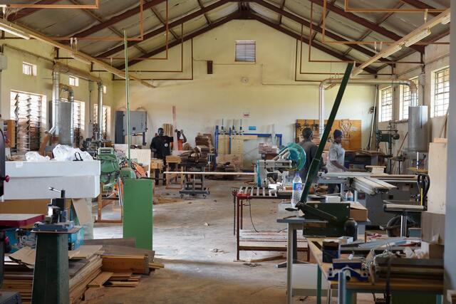Tischlerwerkstätte in Uganda.