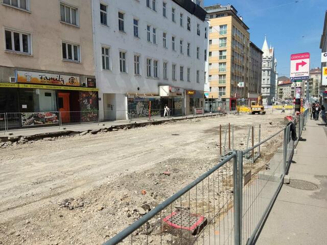 In der ersten Bauphase wird die Reinprechtsdorfer Straße im Bereich zwischen Schönbrunner Straße und Arbeitergasse umgestaltet. Dabei widmet man sich zunächst dem Straßenabschnitt zwischen Schönbrunner Straße und Margaretenstraße. | Foto: Patricia Kornfeld