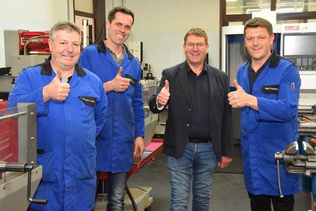 Die Werkstättenlehrer Josef Dirmhirn, Alois Kagerer, Josef Fasching und Friedrich Bögl | Foto: Alois Braid / BS Schärding