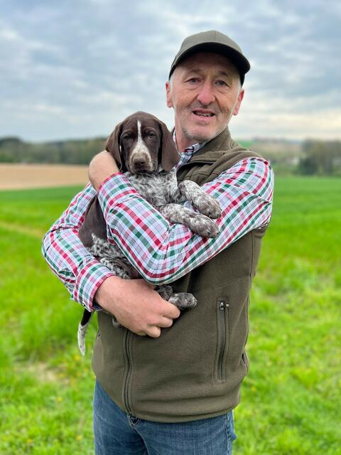 Der Taufkirchner Züchter Reinhard Waizenauer mit "Chili". | Foto: Waizenauer
