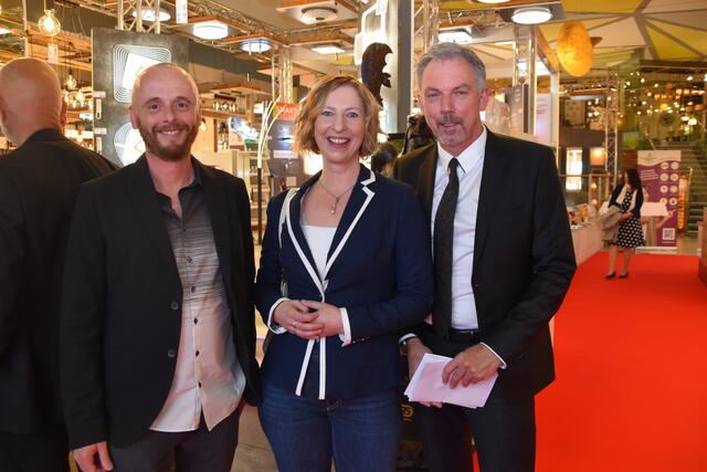 Andreas Schurian, Export, Christina Aichholzer, Einkauf, und Klaus Strahlegger, Finance Director. (v.l.n.r.) | Foto: MeinBezirk.at