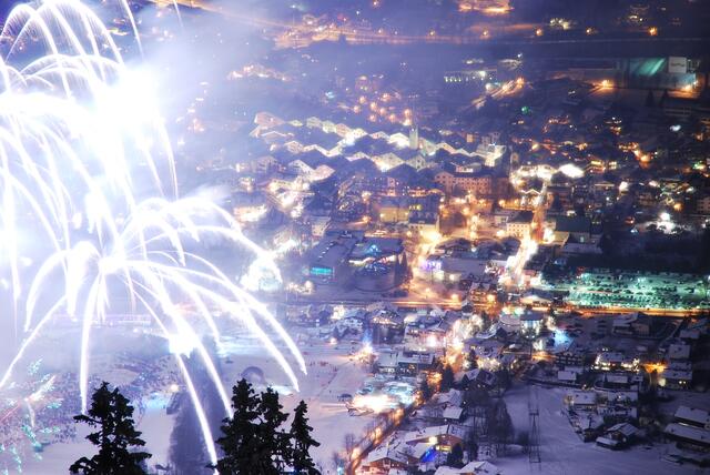 Ein Schlager-Feuerwerk wird es am 1. Juli in Kitzbühel geben. | Foto: Niedrist