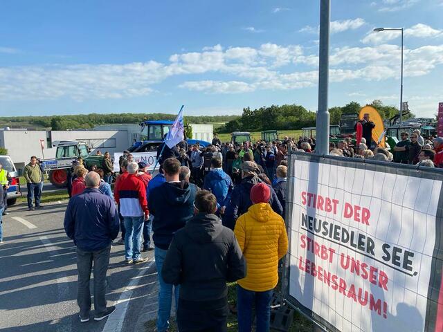 Die Teilnehmenden waren aus verschiedenen Ortschaften nach Jois gekommen. | Foto: Jois Info