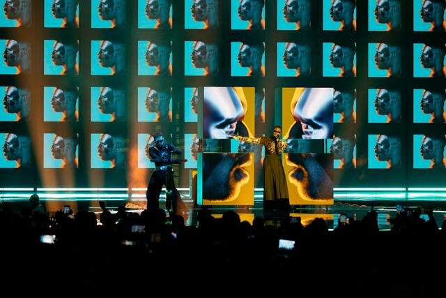 Starke Nummer: TVORCHI aus der Ukraine mit "Heart Of Steel". | Foto: Chloe Hashemi/ EBU