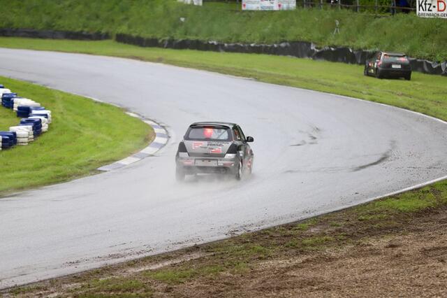 Die Konkurrenz sah meistens nur die "Hochegger-Bremslichter". | Foto: Alfred Mayer