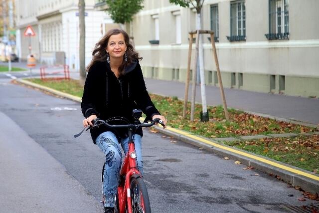 Mobilitätsstadträtin Ulli Sima (SPÖ) will die Radwege in Wien weiter ausbauen. | Foto: PID/VOTAVA