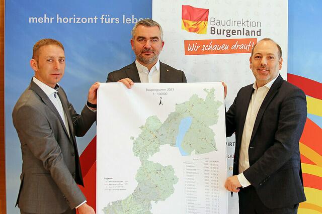 Thomas Rosner, Geschäftsführer und technischer Leiter der Projektentwicklung Burgenland (PEB), Infrastrukturlandesrat Heinrich Dorner und Baudirektor Wolfgang Heckenast  | Foto: Landesmedienservice Burgenland 
