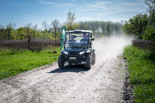 Beim „Hunter’s Day“ präsentierte das Lagerhaus Absdorf-Ziersdorf Jäger:innen einen innovativen ETransporter. | Foto: LH Absdorf-Ziersdorf