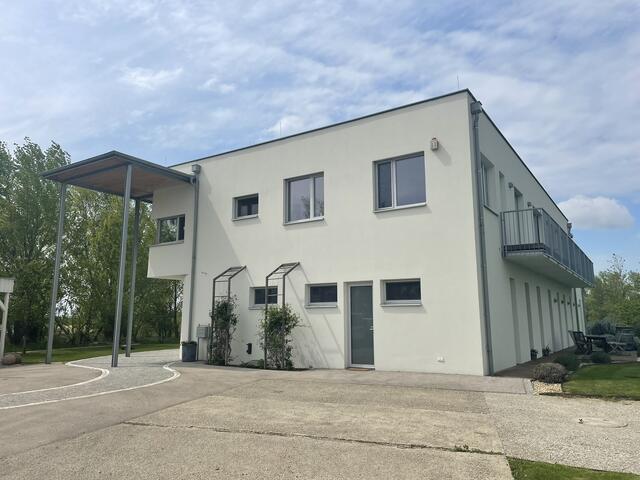 Parndorf. Am See Gebäude. Im 1. Stock ist die Cloudcompany  | Foto: Victoria Nagy
