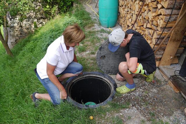In den Klimamodellregionen Kaunergrat und Pitztal wurden Regenwasserspeicher gebaut, mit denen Gemüsegärten und Felder bewässert werden können. | Foto: Totschnig