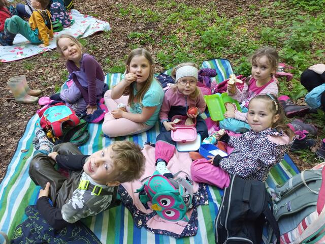 So ein Tag im Wald macht hungrig. | Foto: Kindergarten Großklein