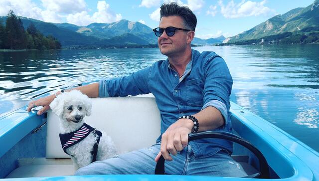 Gernot Pachernigg beschreibt das Sommerfeeling am See, Hund Charly ist dabei. | Foto: privat