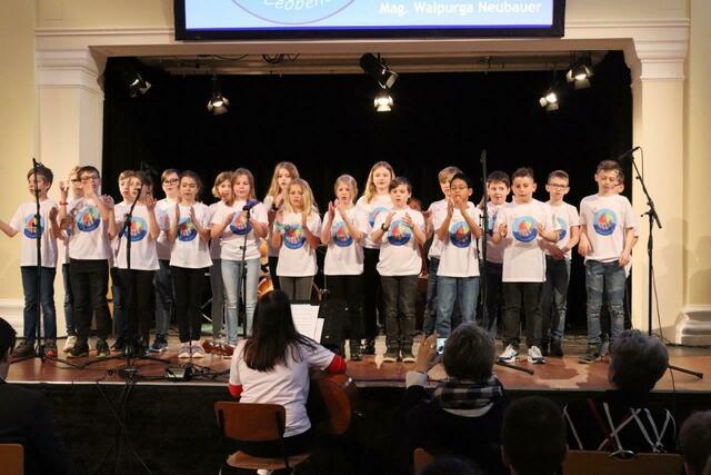 Chor der Volksschule Leobendorf | Foto: Hofbauer