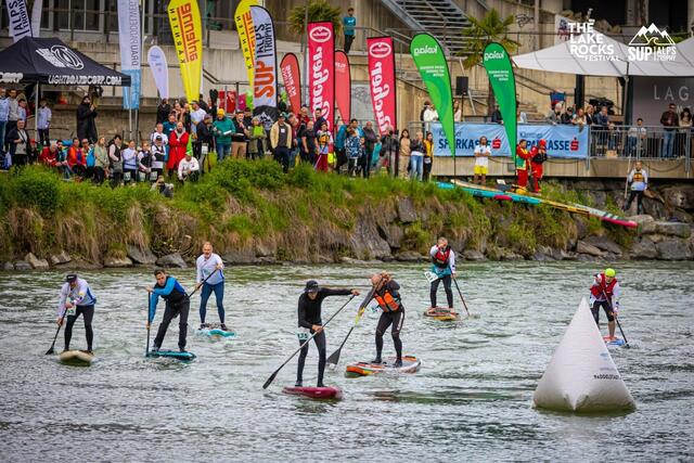 Top-Paddler konnten sich auf der Drau miteinander messen | Foto: thelakerocks/klotzi